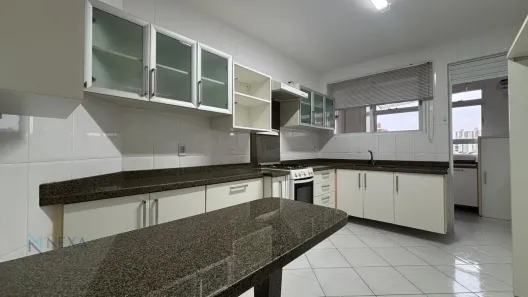 Apartamento com 3 Quartos para alugar, 112m² no Canto, Florianópolis