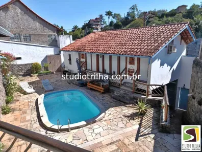 Casa com 4 Quartos à venda, 292m² no Itaguassú, Ilhabela