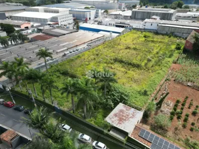 à venda, 6000m² no Jardim Nina (Fazendinha), Santana de Parnaíba