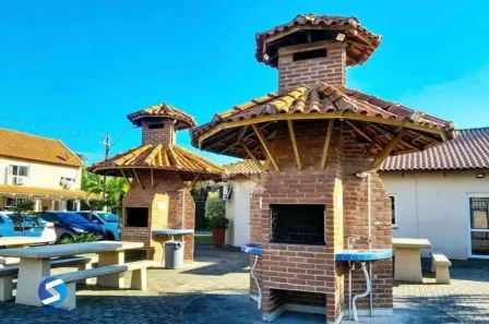 Casa de Condomínio com 2 Quartos à venda, 67m² no Rio Branco, Canoas