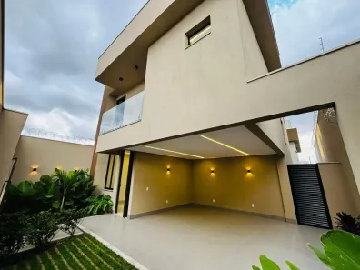 Sobrado com 3 Quartos à venda, 168m² no Grand Ville, Uberlândia