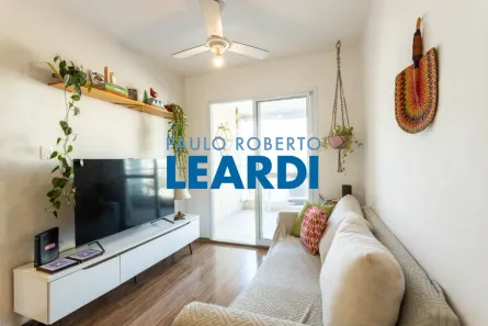 Apartamento com 2 Quartos à venda, 62m² no Vila Ipojuca, São Paulo