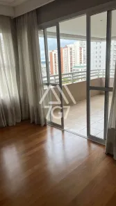 Apartamento com 3 Quartos para alugar, 239m² no Vila Suzana, São Paulo