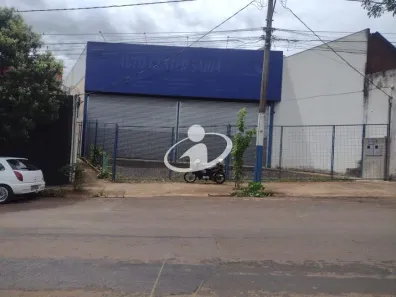 Galpão/Depósito/Armazém para alugar, 200m² no Tabajaras, Uberlândia