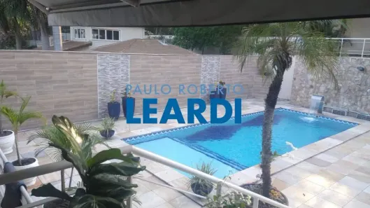 Casa de Condomínio com 3 Quartos à venda, 840m² no Residencial Tamboré, Barueri