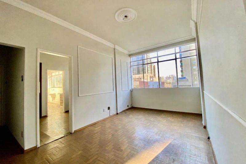 Apartamento com 3 quartos — Santa Efigênia, Belo Horizonte