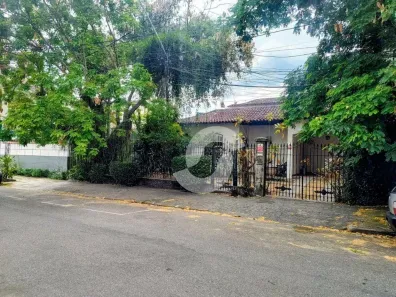 Casa com 5 Quartos à venda, 242m² no São Francisco, Niterói