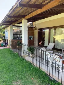 Casa com 4 Quartos à venda, 389m² no Candelária, Natal