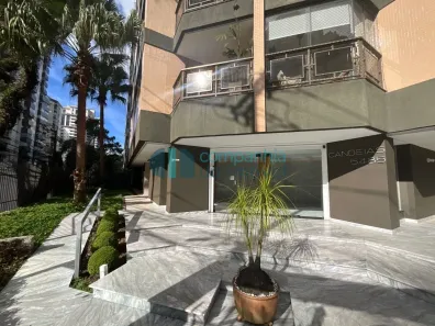 Apartamento com 3 Quartos à venda, 167m² no Água Verde, Curitiba