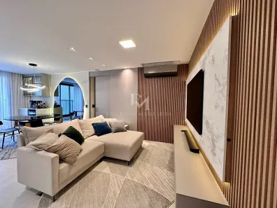 Apartamento com 3 Quartos à venda, 94m² no Canto, Florianópolis