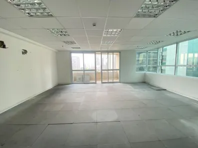 Sala Comercial à venda, 62m² no Chácara Santo Antônio (Zona Sul), São Paulo