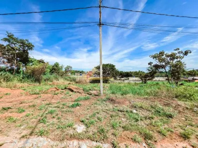 Lote/Terreno à venda, 360m² no Icaraí, Divinópolis