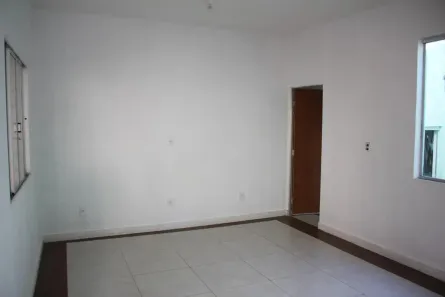 Casa com 3 Quartos à venda, 99m² no Monte Castelo, Contagem