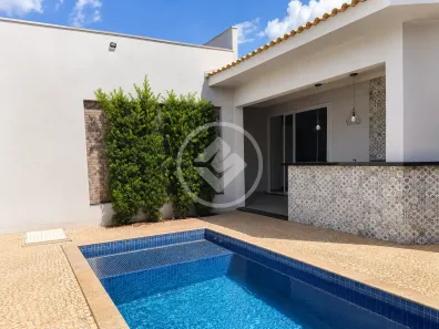 Casa de Condomínio com 3 Quartos à venda, 180m² no Pinheiros, Araçatuba