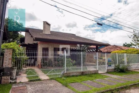 Sobrado com 5 Quartos à venda, 333m² no Jurerê, Florianópolis