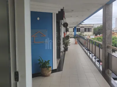 Ponto Comercial para alugar, 10m² no Centro, Araruama