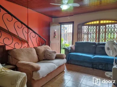 Casa com 3 Quartos à venda, 198m² no Tristeza, Porto Alegre