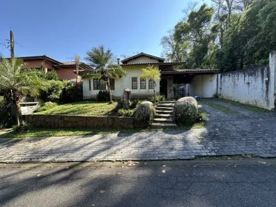 Casa de Condomínio com 3 Quartos para alugar, 206m² no Transurb, Itapevi