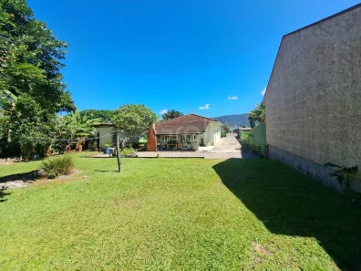 Lote/Terreno à venda, 3519m² no Barra da Lagoa, Florianópolis