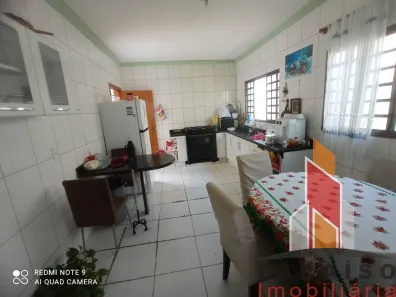 Casa com 3 Quartos à venda, 135m² no Nossa Senhora Aparecida, Uberlândia