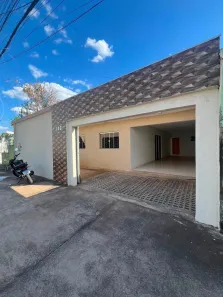 Casa com 3 Quartos à venda, 125m² no Cristo Rei, Várzea Grande