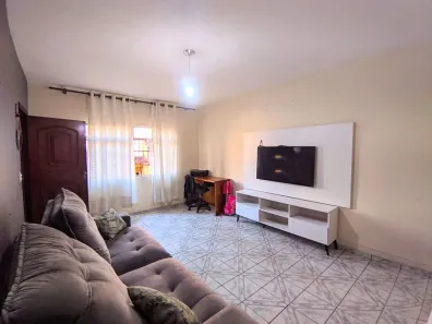 Sobrado com 3 Quartos para alugar, 236m² no Jardim Las Vegas, Santo André