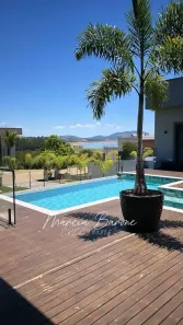 Casa de Condomínio com 3 Quartos à venda, 250m² no Centro, Piracaia