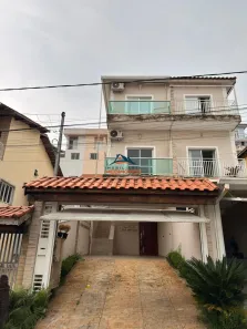 Casa de Condomínio com 3 Quartos à venda, 170m² no Jardim Rio das Pedras, Cotia