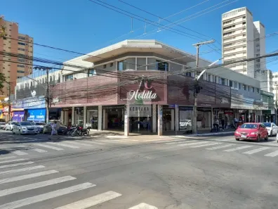 Ponto Comercial para alugar, 948m² no Centro, Anápolis