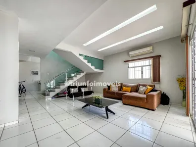 Sobrado com 5 Quartos à venda, 380m² no Brasilar, Teresina