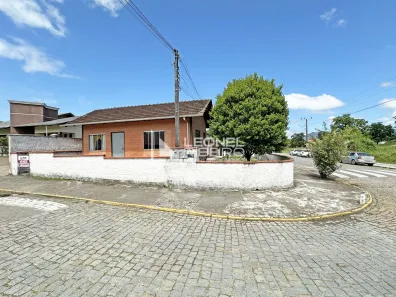 Casa com 6 Quartos à venda, 250m² no Vila Germer, Timbó