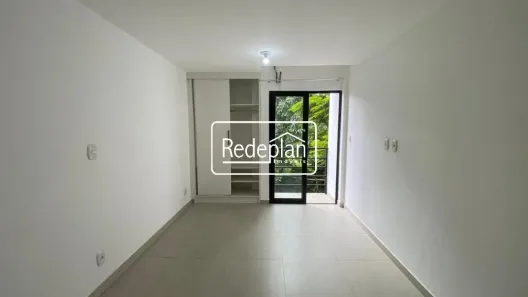 Apartamento com 1 Quarto para venda ou aluguel, 22m² no Jardim Amália, Volta Redonda
