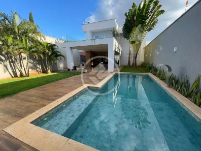 Sobrado com 5 Quartos à venda, 474m² no Santa Genoveva, Goiânia