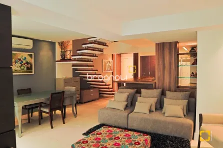 Apartamento com 2 Quartos à venda, 157m² no Centro, Florianópolis