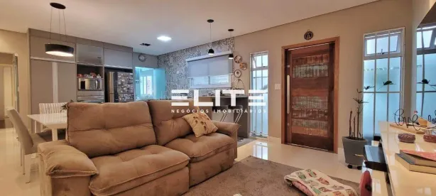 Casa com 2 Quartos à venda, 137m² no Vila Assunção, Santo André