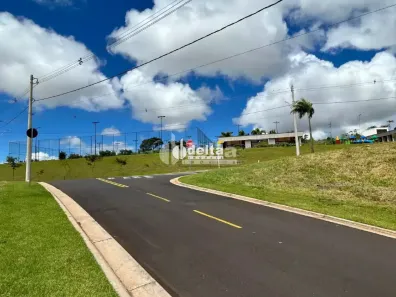 Lote/Terreno à venda, 307m² no Granja Marileusa, Uberlândia