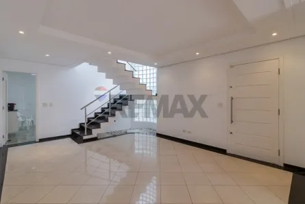 Sobrado com 4 Quartos à venda, 255m² no Vila Brasílio Machado, São Paulo