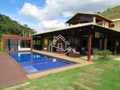 Casa de Condomínio com 6 Quartos à venda, 600m² no Itaipava, Petrópolis