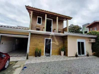 Casa com 3 Quartos à venda, 120m² no Campeche, Florianópolis