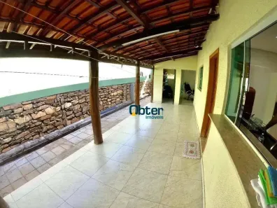 Casa com 3 Quartos à venda, 300m² no Parque Amazônia, Goiânia