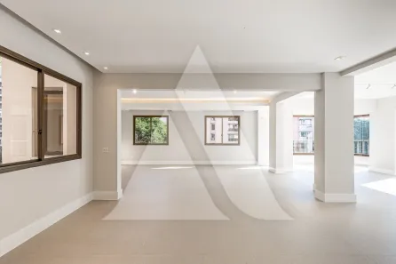 Apartamento com 4 Quartos à venda, 240m² no Moema, São Paulo