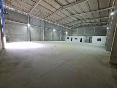 Galpão/Depósito/Armazém para alugar, 600m² no Jardim Brasil, Olinda