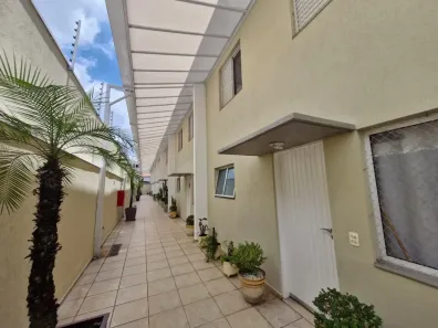 Casa de Condomínio com 3 Quartos para alugar, 132m² no Santa Teresinha, São Paulo