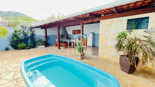 Casa com 4 Quartos à venda, 160m² no Belchior Alto, Gaspar