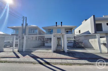 Apartamento com 2 Quartos para alugar, 60m² no Nova Palhoça, Palhoça