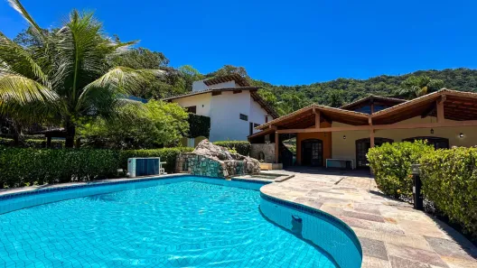 Casa com 3 Quartos à venda, 400m² no Enseada, Guarujá