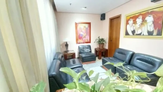 Sala Comercial à venda, 49m² no Bom Fim, Porto Alegre