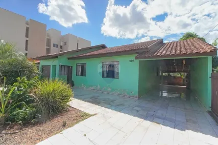Casa com 3 Quartos à venda, 120m² no Jardim Coopagro, Toledo