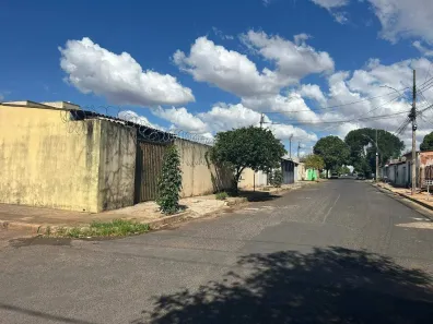 Lote/Terreno à venda, 300m² no Alto Umuarama, Uberlândia