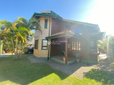Casa com 2 Quartos à venda, 172m² no São João do Rio Vermelho, Florianópolis